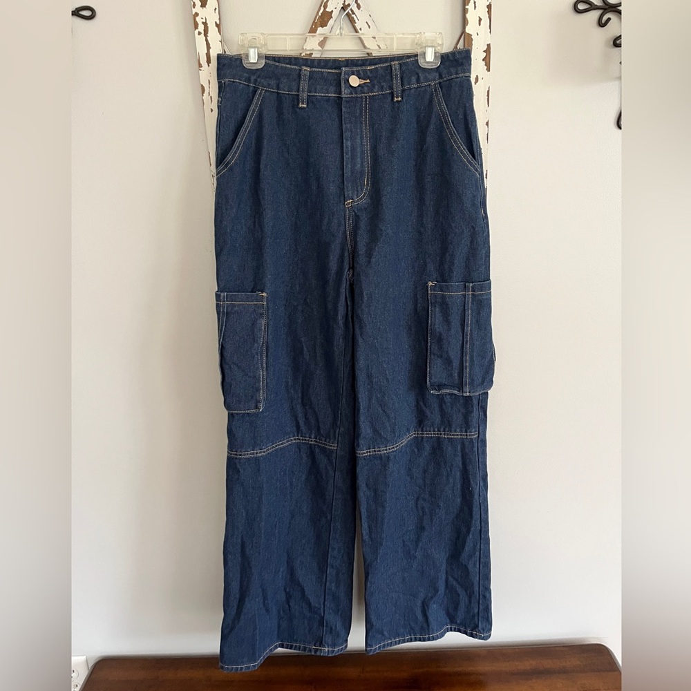 Cider Wide Leg Cargo Jeans‎ Size Medium